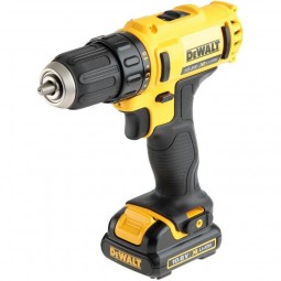 Дрель-шуруповерт DeWALT DCD710C2